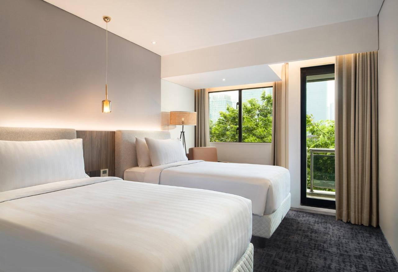 Oakwood Suites Kuningan Jakarta Kültér fotó