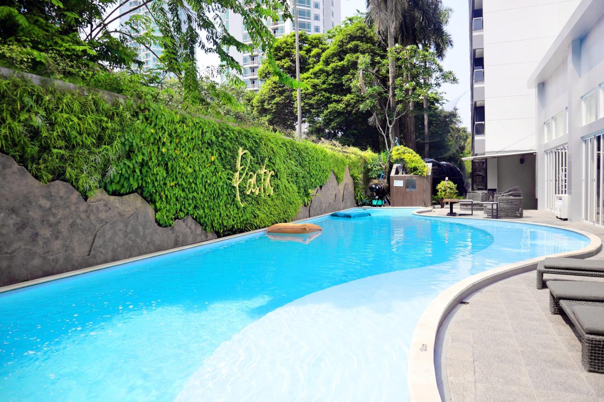 Oakwood Suites Kuningan Jakarta Kültér fotó