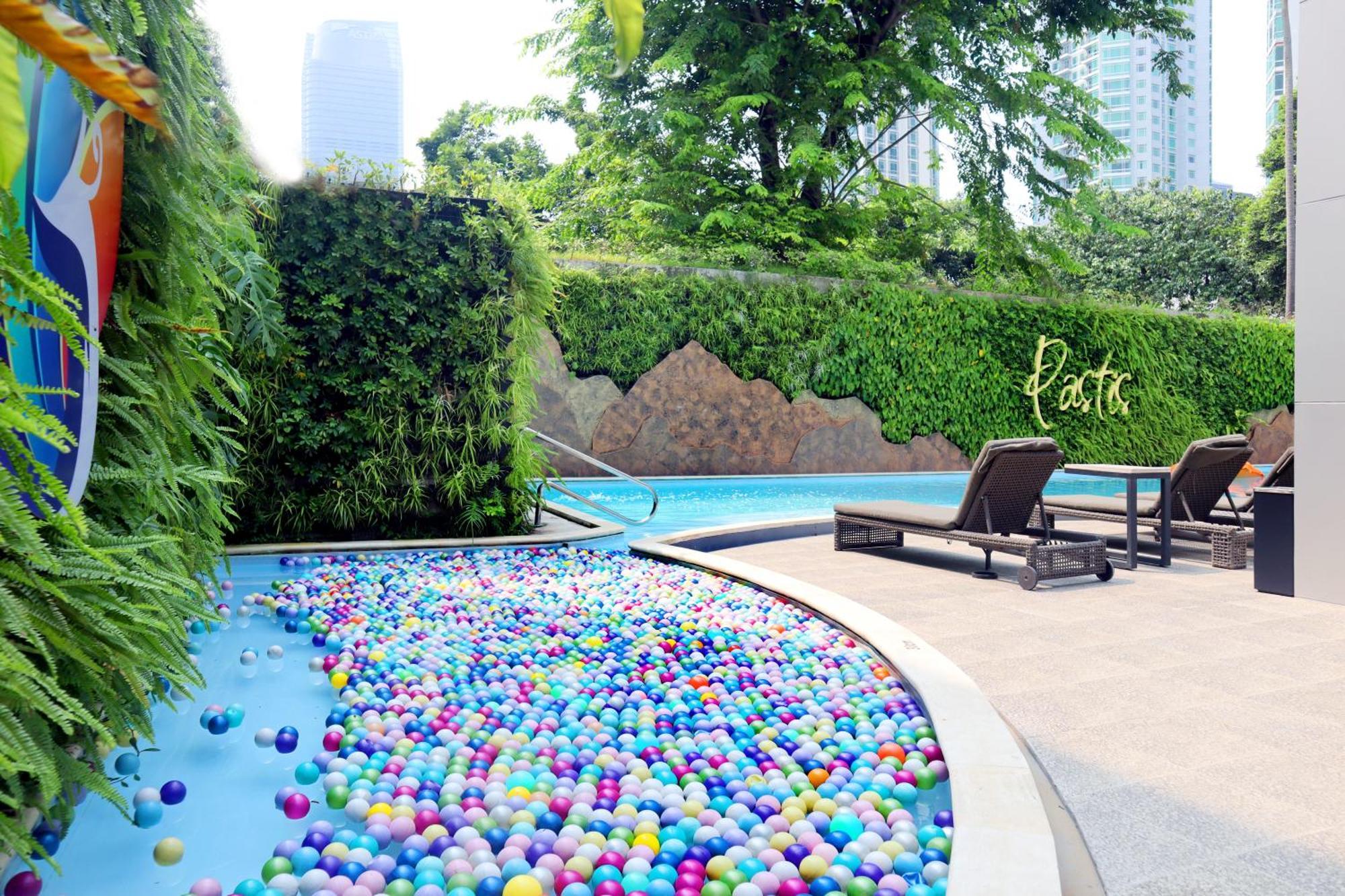 Oakwood Suites Kuningan Jakarta Kültér fotó