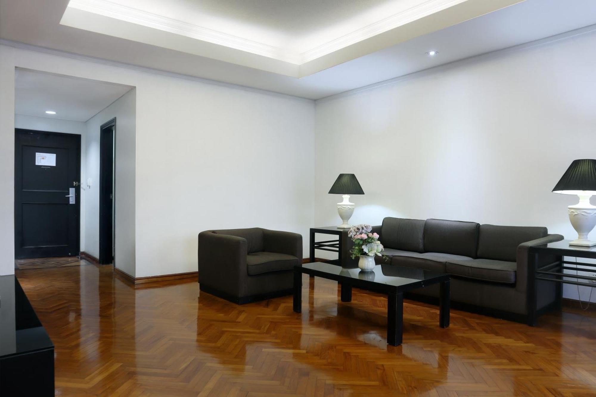 Oakwood Suites Kuningan Jakarta Kültér fotó